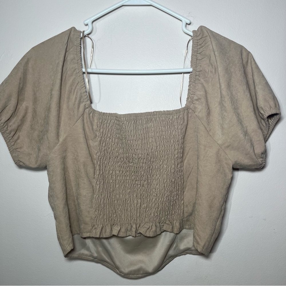 Kirious Los Angeles Women's Tan Crop Top sz Large - Picture 5 of 8